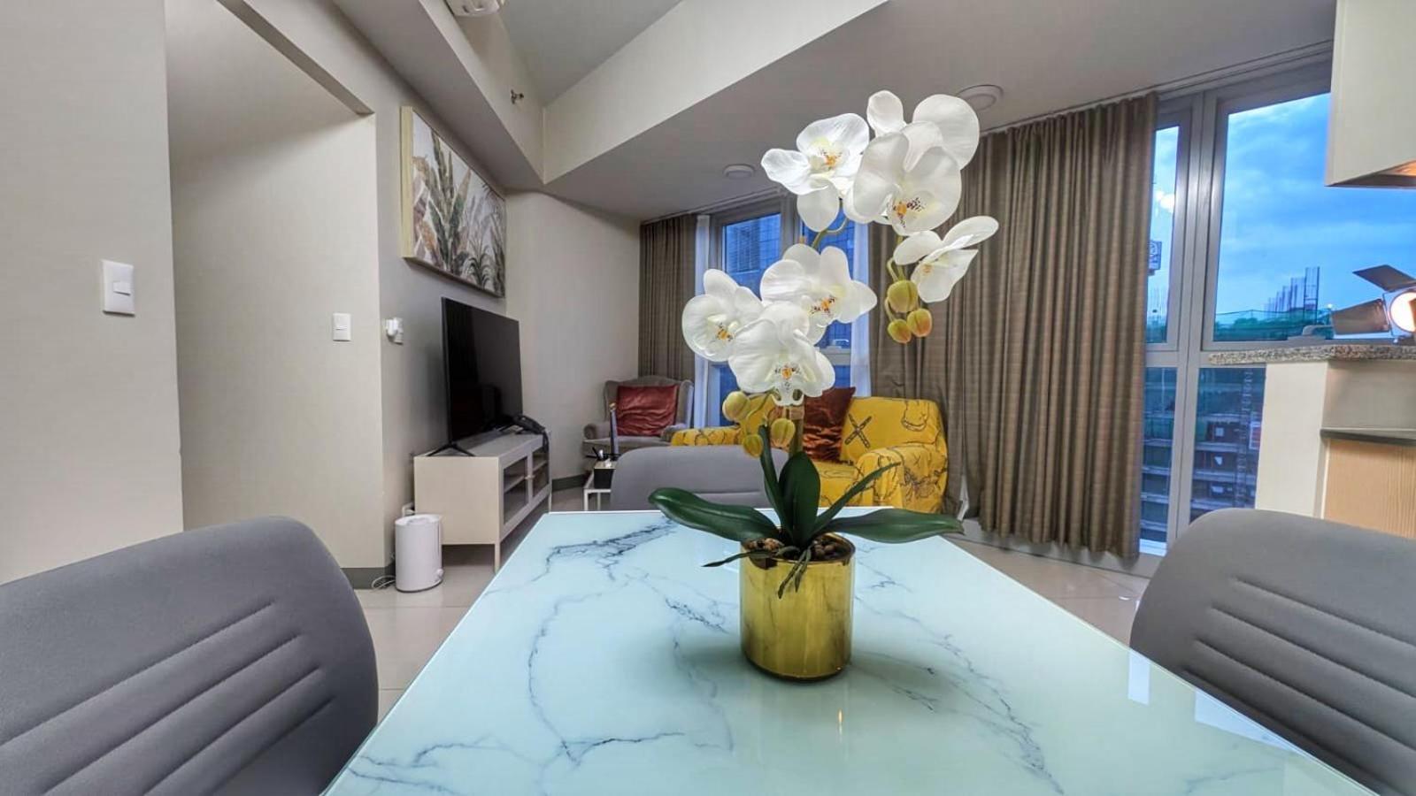 Апарт отель Eg Private House -Bgc Uptown Тагиг Экстерьер фото