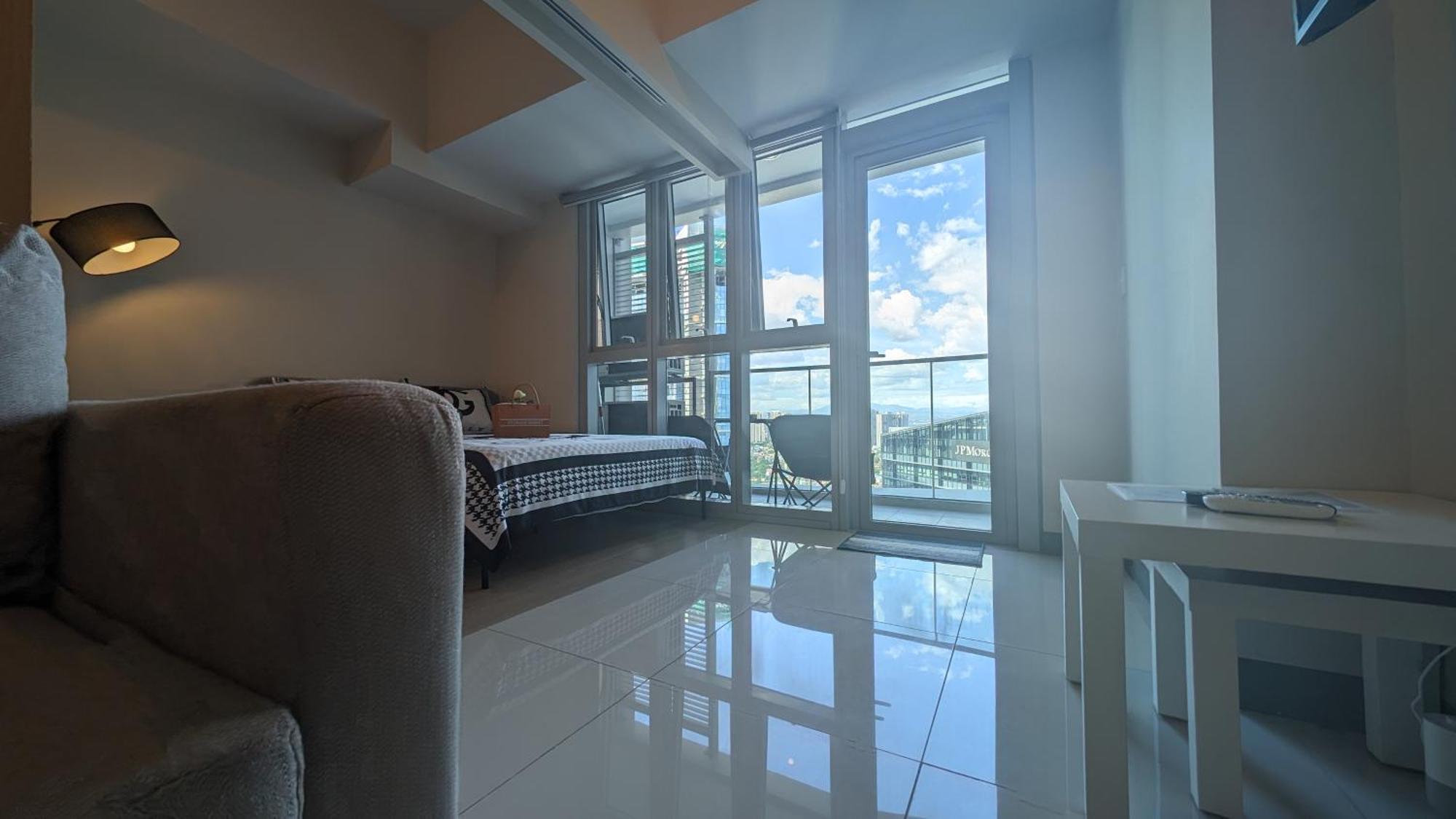 Апарт отель Eg Private House -Bgc Uptown Тагиг Экстерьер фото